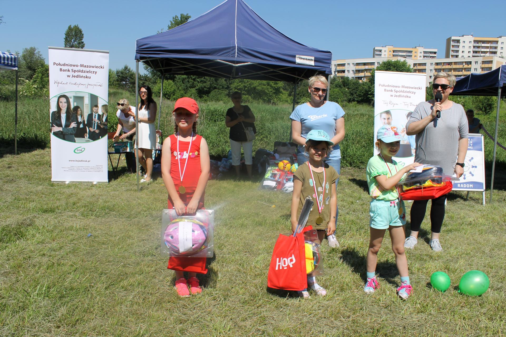 Impreza biegowa "Festiwal Kolorowych Krain"