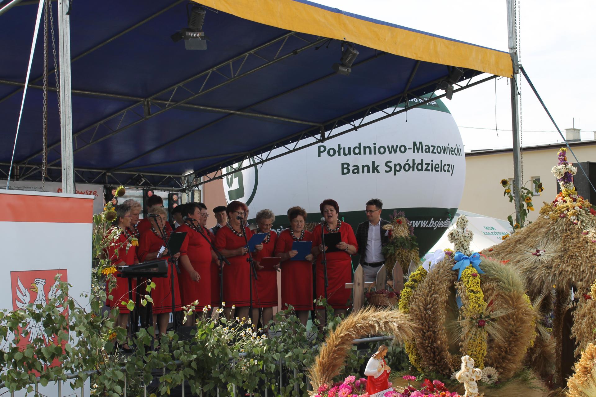 DOŻYNKI GMINNE W JASTRZĘBI